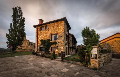 Apartamentos Centro de Turismo Rural La Coruja Del Ebro