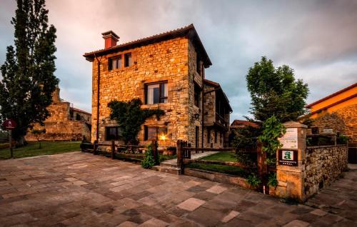Apartamentos Centro de Turismo Rural La Coruja Del Ebro