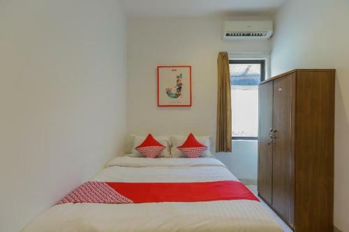 Hotel Oyo 866 Idola Residence