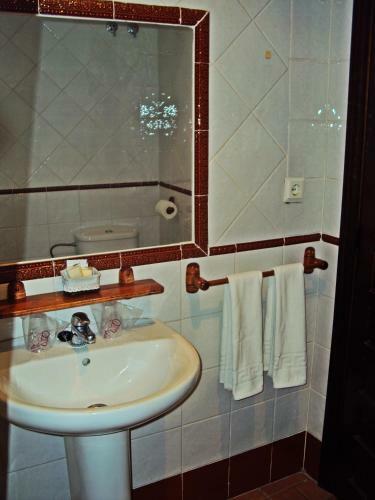 Hostal Alojamiento Tur�stico La Tinaja