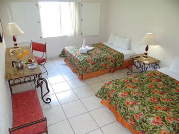 Hotel Las Palomas Express