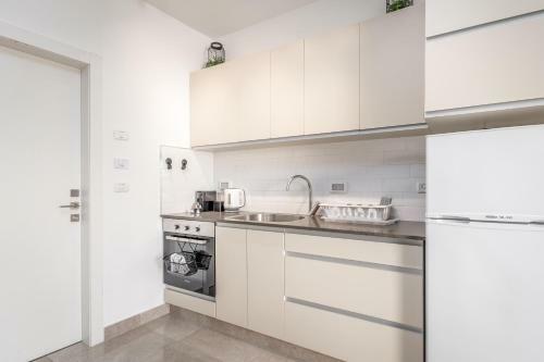 Apartamento Mahane Yehuda - Superb 1bdr W Balony /new Building