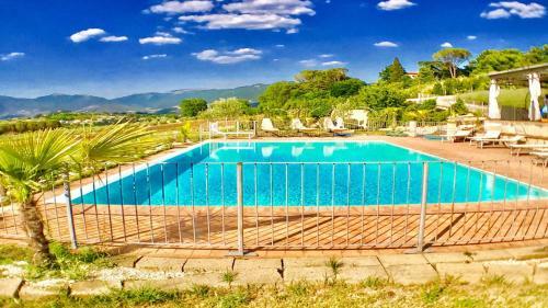 Spoleto By The Pool : Whole Villa - Sleeps 24