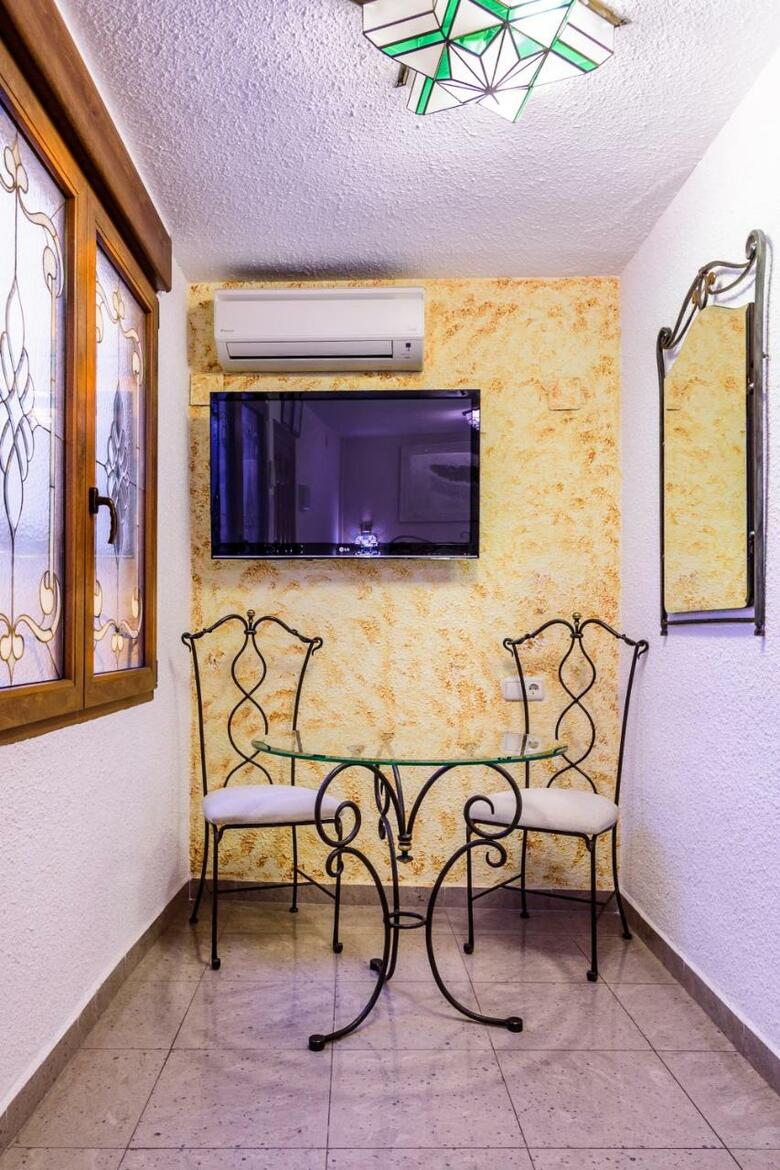 Hostal Lima