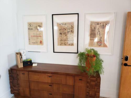 Apartamento The Orange Suite 2br Vintage Vibe, Chefs Kitchen