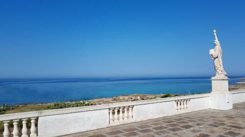 Casa Vacanza Fronte Mare - Villa Libert�