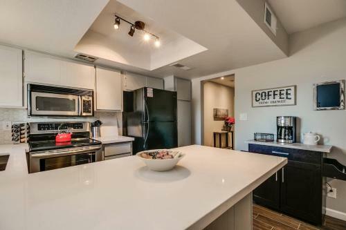 Remodeled Tempe Home In Prime Location