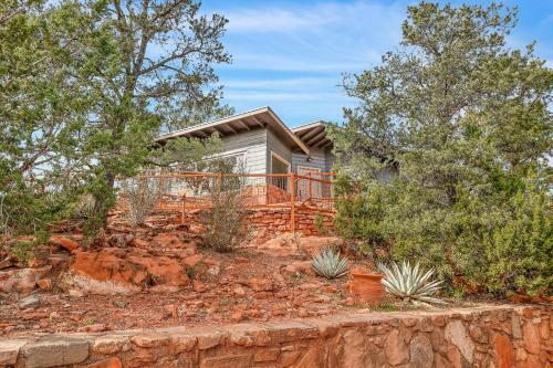 Red Rock Rhapsody In Uptown Sedona