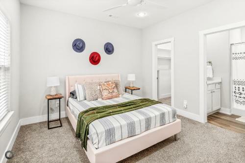 Bright Amp Modern Family Retreat 5 Location 2br