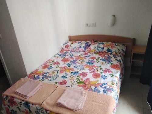 Hostal Can Pau Guesthouse
