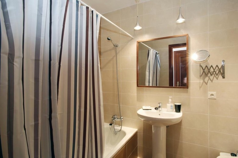 Apartamentos Do�a Elvira Kings Inn