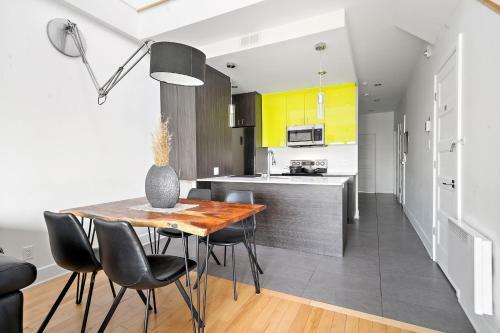 Frontenac Apartments By Restavio