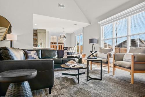 Apollo House - Amazing Location In Rogers, Ar - Sleeps 11!