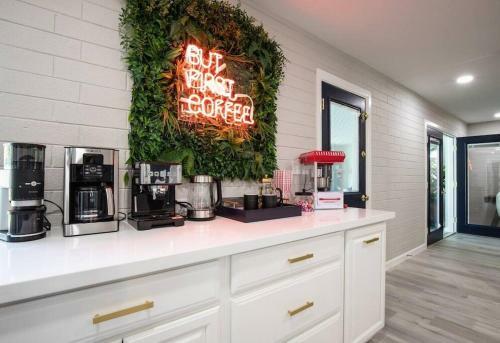 Coffee Lovers Paradise By Homeslice Stays