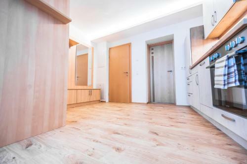Apartamento Pension-cafe-konditorei Mikl
