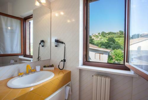 Agroturismo Fiori Del Conero
