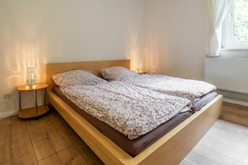 Bett Im Bahnhof G�terschuppen