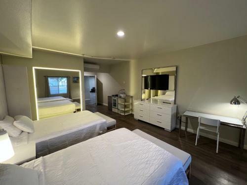 Hotel Aspire Inn & Suites