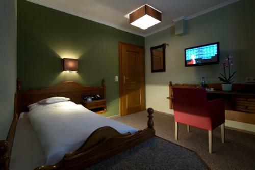Hotel Und Weinhaus Zum Krug