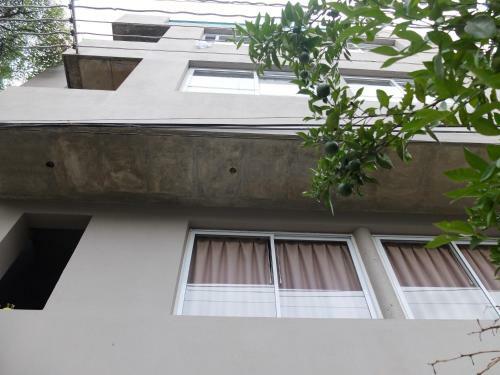 Apartamento Doble Matrimonial, Monoambiente, 4to Piso Escalera