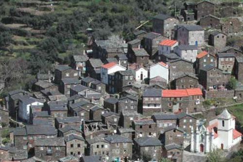 Casinha de Xisto - Serra Do A�or