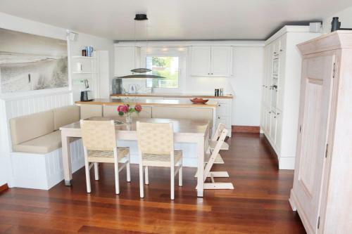 Hippen - Ferienhaus Gro�es Meer