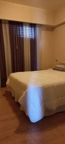 Apartamento Confortable Departamento Centrico En Trelew