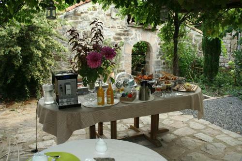 Bed & Breakfast La Seigneurie De Naves