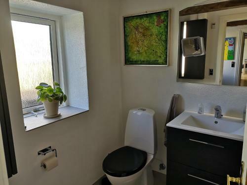 Hostal Commuter Room For One Or Two People