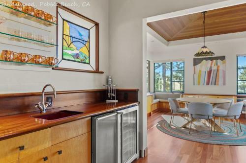 Pebble Beach Timeless Contemporary 4 Bed 5bath 30 Night Minimum