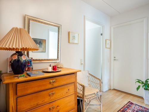Bright Apartment With Access To A Huge Terrace