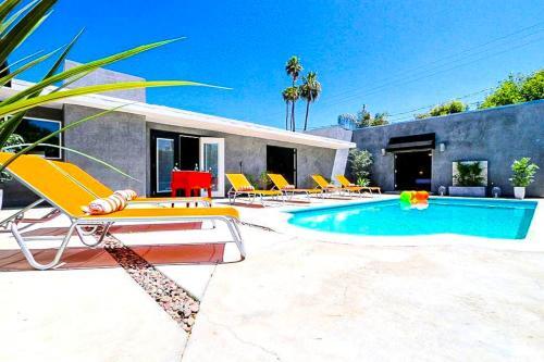 The Estate At Palm Desert