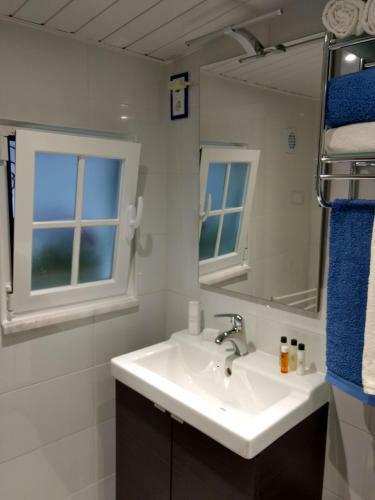 Hostal Home & Away Studio By Cris
