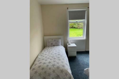 Apartamento Beautiful Two Bedroom Flat By The Loch
