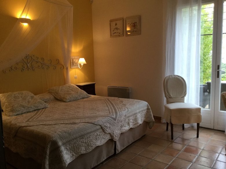 Hotel Le Mas Du Loriot