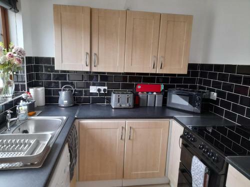 Maria's Place (Central Ballycastle 3 Bedroom)