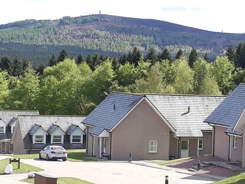 Inchmarlo Golf Resort, Banchory Villa 26