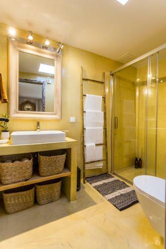 Sea�ya Family Surf Houses