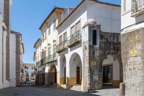 Apartamento Casa Das Arcadas, Com Free Garagem - Pra�a de Giraldo