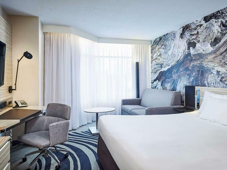 Hotel Novotel Toronto North York