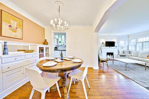 Ocean Beach Cottage And Casita