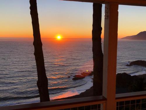 Apartamento Amazing Oceanview, Shelter Cove, Oceanfront!