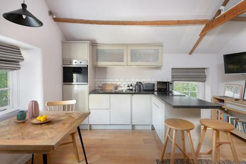 The Hayloft By Black Door Stays