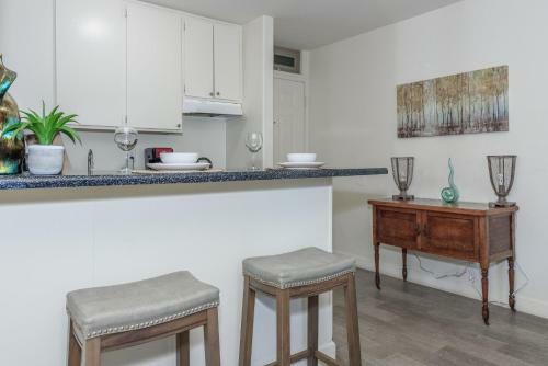 Apartamento Sunny Studio 9 Mins Walk To Del Mar Shores Beach