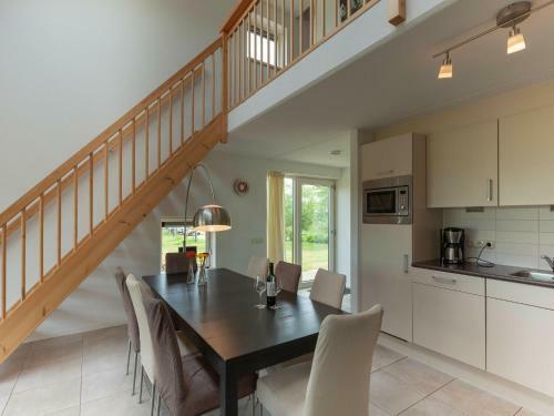 Elegant Holiday Home With Sauna In Langweer