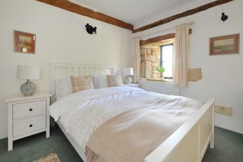 Thistle Barn