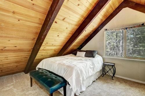 Stout House Cabin