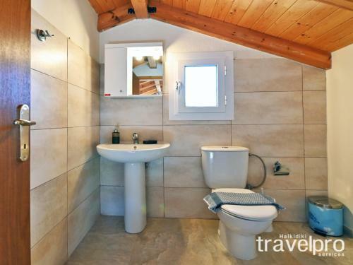 Villa Iris By Travelpro Services- Agios Mamas Beach