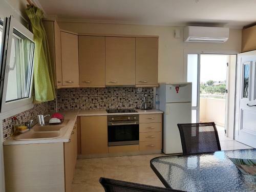 Villa Iris By Travelpro Services- Agios Mamas Beach