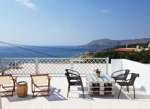 Colimbos Accommodation, 2 Min From The Beach